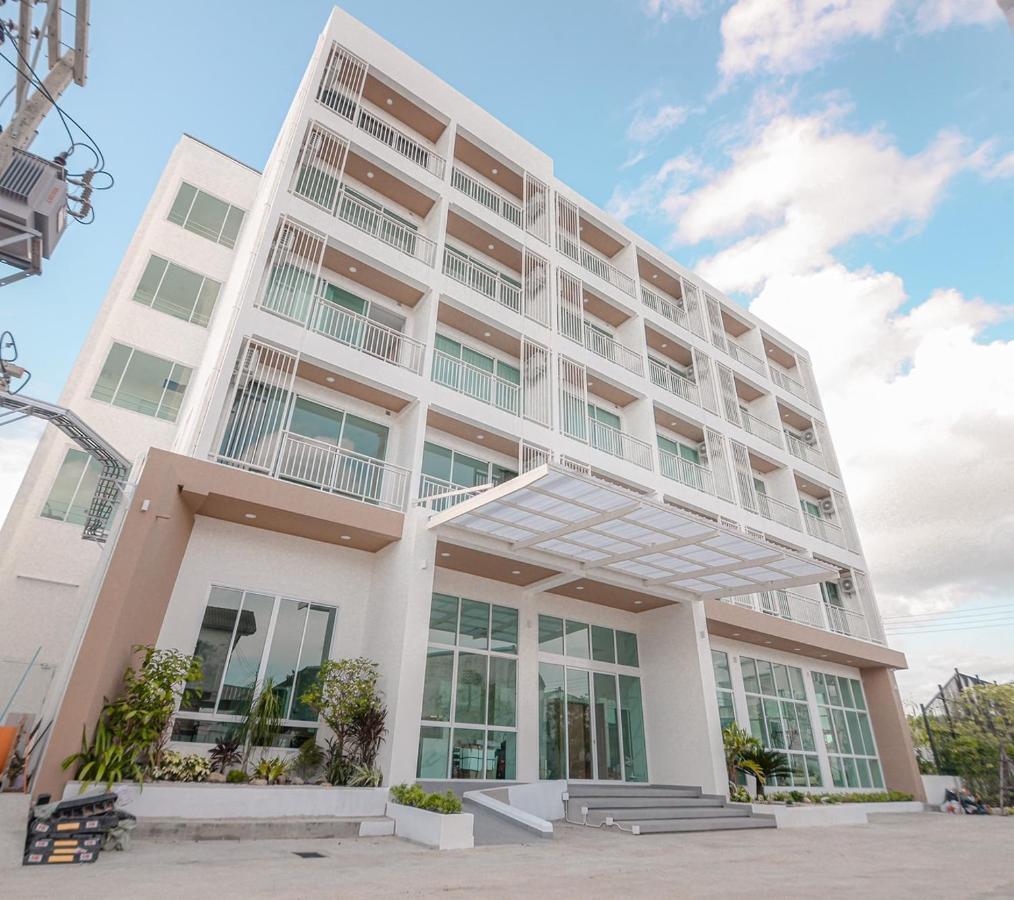 בורי ראם Hotel Agnes מראה חיצוני תמונה