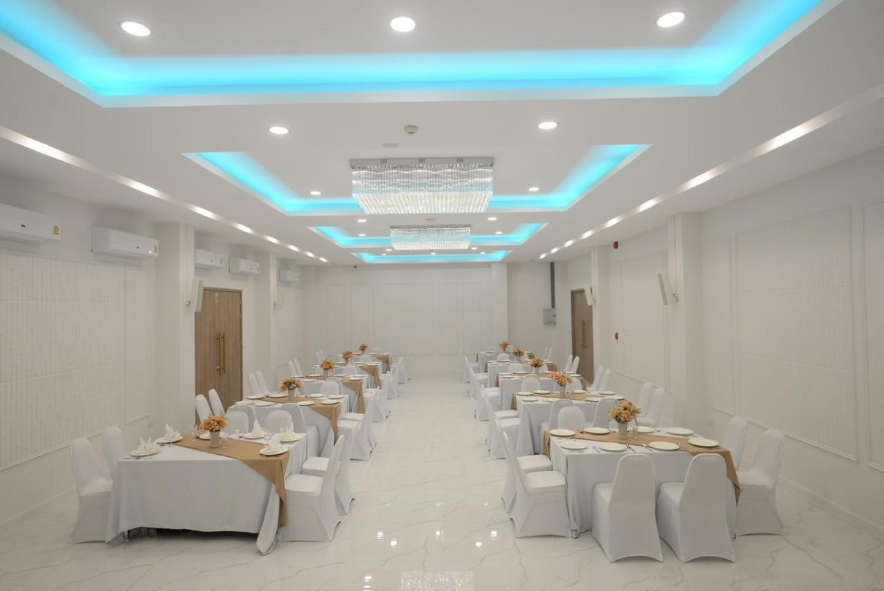 בורי ראם Hotel Agnes מראה חיצוני תמונה