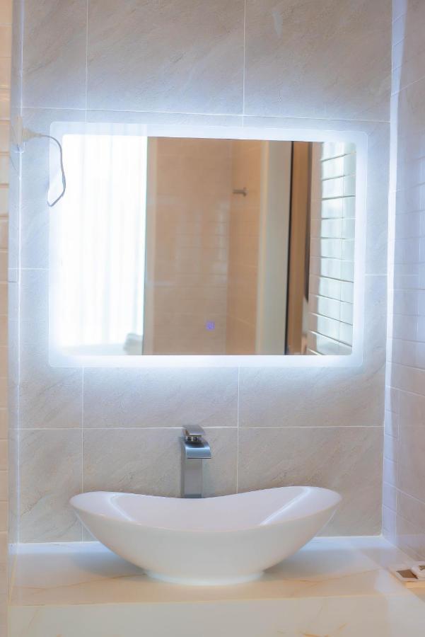 בורי ראם Hotel Agnes מראה חיצוני תמונה